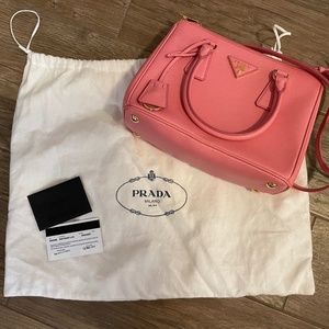 Perfect Condition Pink Prada Galleria Handbag